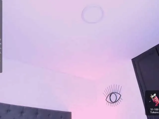 Live sex webcam photo for SaraMonroe #276573226