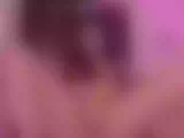 Live sex webcam photo for SaraMonroe #276998617