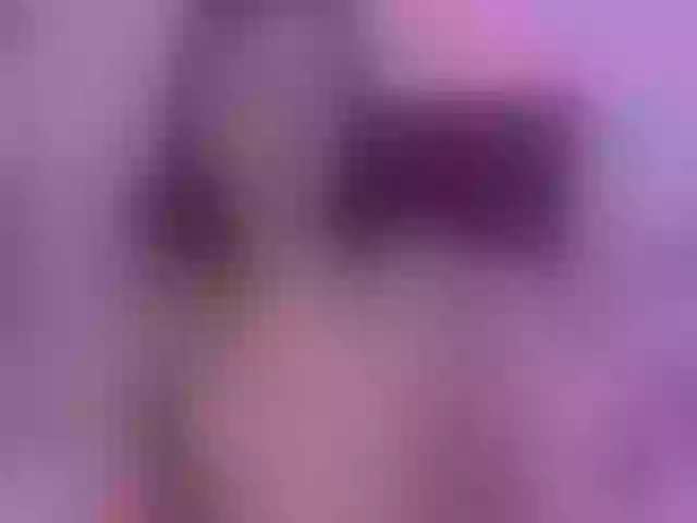 Live sex webcam photo for SaraMonroe #277021331
