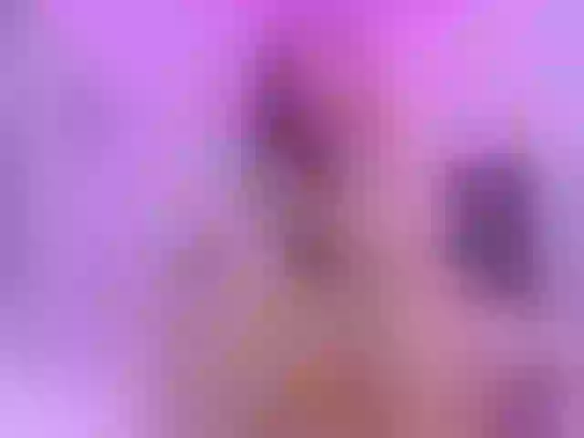 Live sex webcam photo for SaraMonroe #277054359