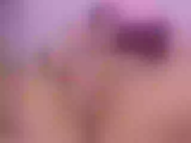 Live sex webcam photo for SaraMonroe #277133723