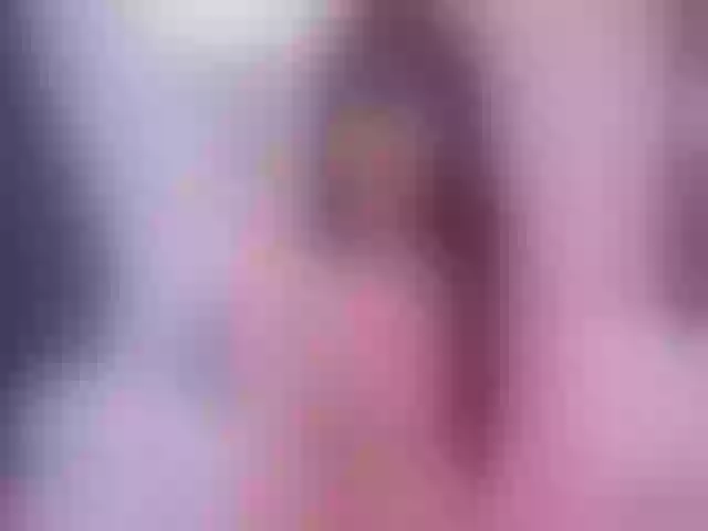 Live sex webcam photo for SaraMorris #272815877