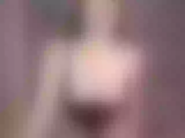 Live sex webcam photo for SaraMorris #273021383