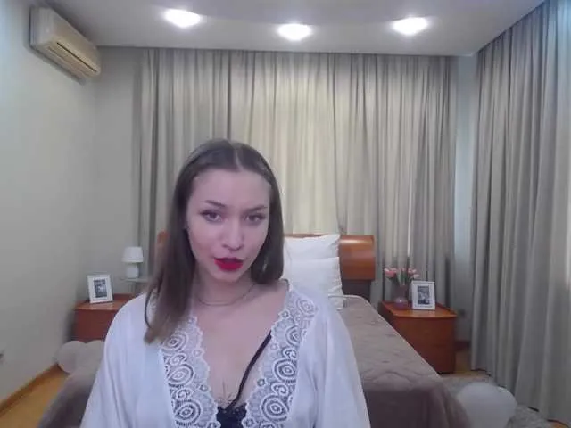 Live sex webcam photo for SaraParK #275488484