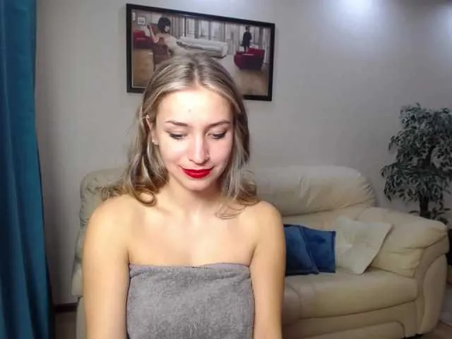 Live sex webcam photo for SaraParK #276263104