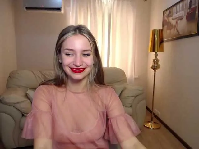 Live sex webcam photo for SaraParK #276375919