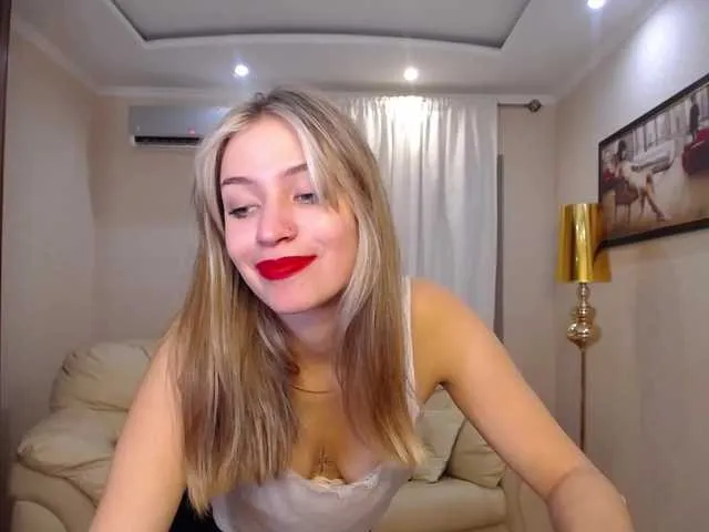 Live sex webcam photo for SaraParK #276387549
