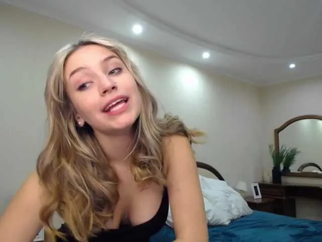Live sex webcam photo for SaraParK #276556270
