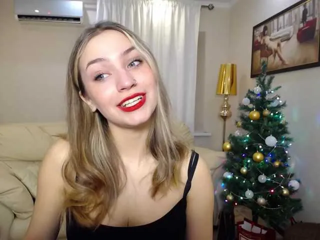Live sex webcam photo for SaraParK #276954269