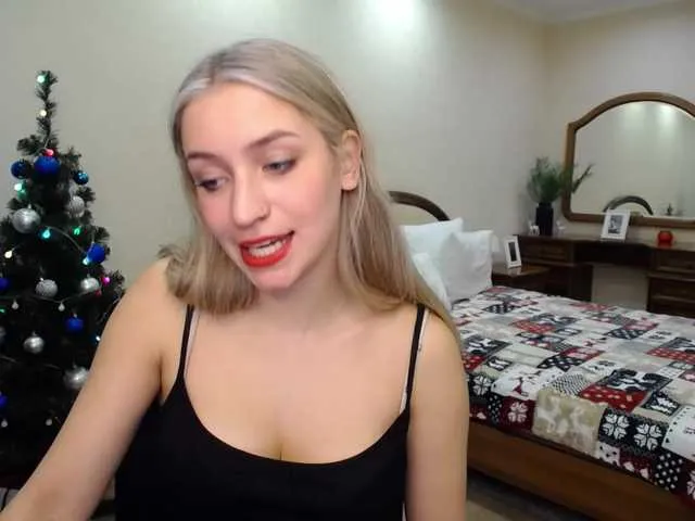 Live sex webcam photo for SaraParK #276987909