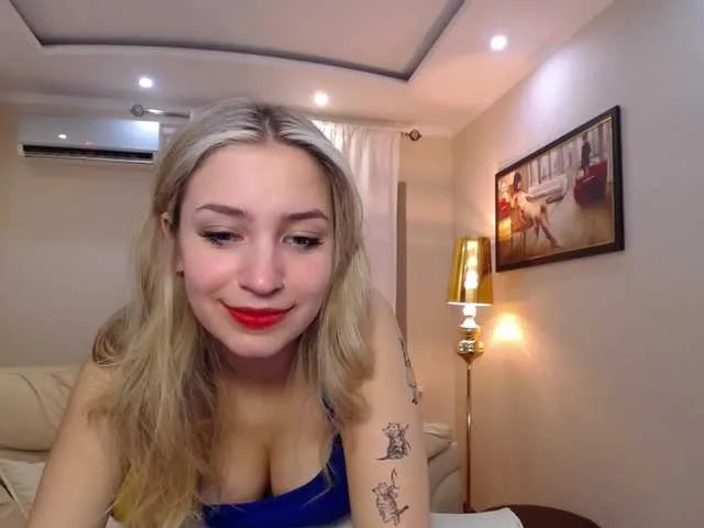 Live sex webcam photo for SaraParK #277087462