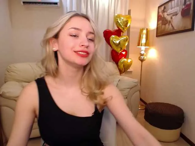 Live sex webcam photo for SaraParK #277376729