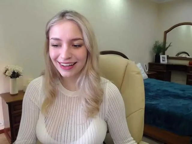 Live sex webcam photo for SaraParK #277442355