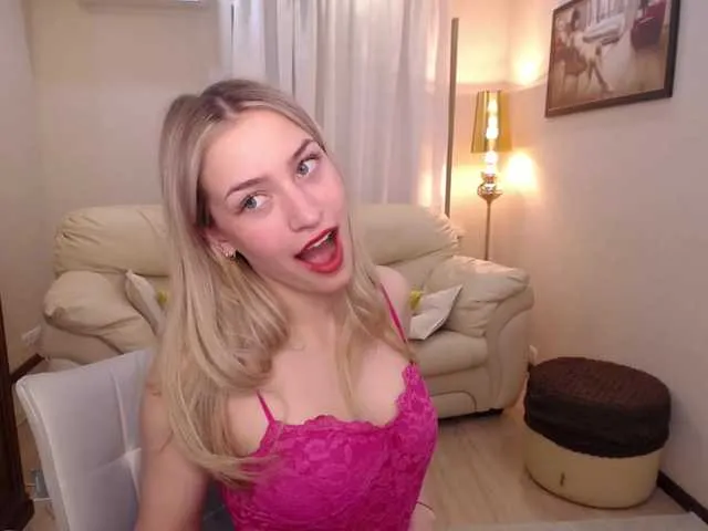 Live sex webcam photo for SaraParK #277627273