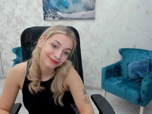 Live sex webcam photo for SaraParK #278194757