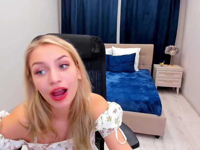 Live sex webcam photo for SaraParK #278261054