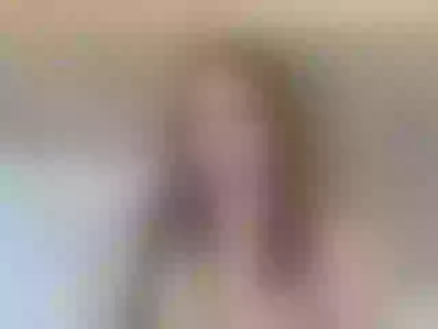 Live sex webcam photo for SaraRamires #276495912