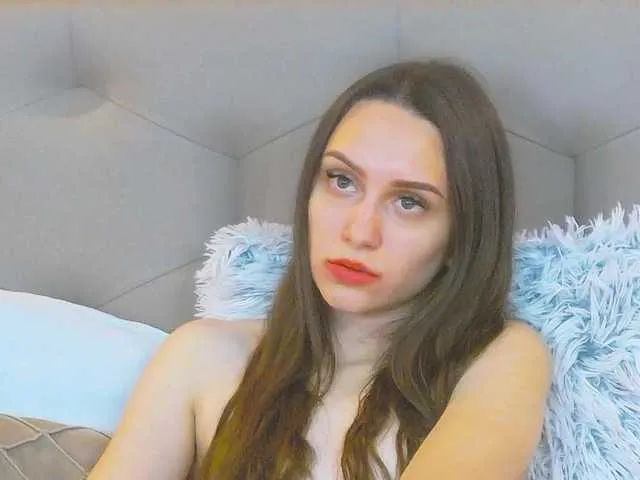 Live sex webcam photo for SaraRamires #276610799