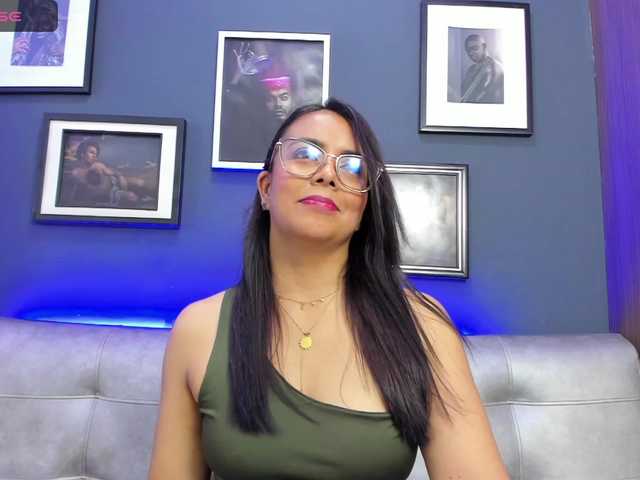 Live sex webcam photo for SaraRioz #276223014