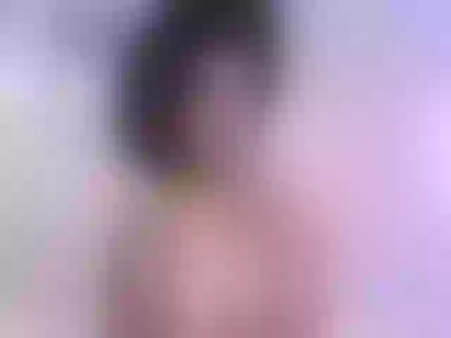 Live sex webcam photo for SaraThoms #273827252