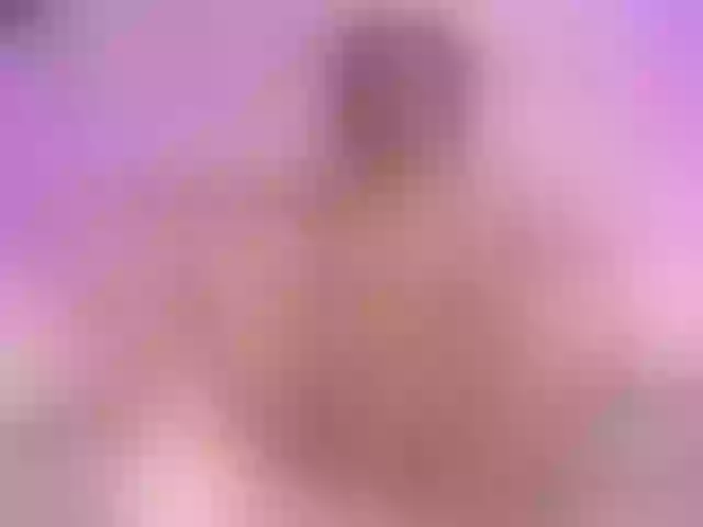 Live sex webcam photo for SaraThoms #274008211
