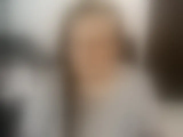 Live sex webcam photo for SaraThonson #294063154