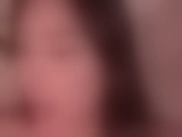 Live sex webcam photo for SaraWinstone1 #292811870