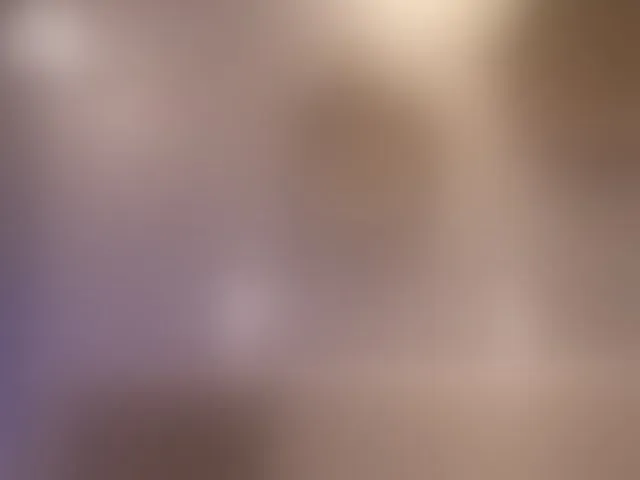 Live sex webcam photo for SaraWinstone1 #292873143