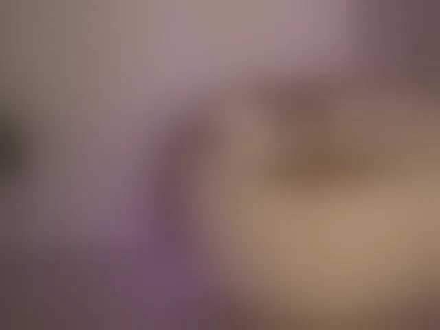 Live sex webcam photo for SaraWinstone1 #293572828