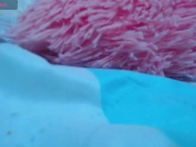 Live sex webcam photo for Saraa-latina #277174204