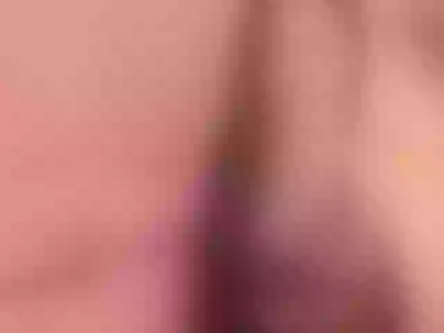 Live sex webcam photo for Saraa10 #275666467