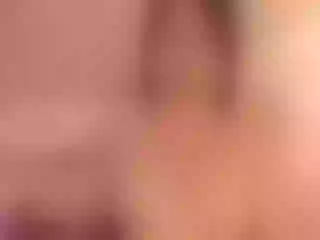 Live sex webcam photo for Saraa10 #275978429