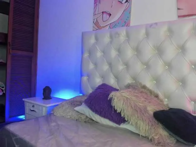 Live sex webcam photo for Saraahrojas #276758815