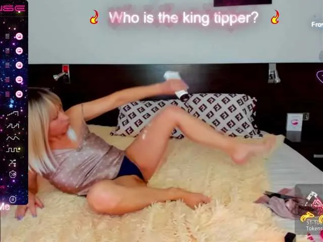Live sex webcam photo for Saragrend1 #275499161