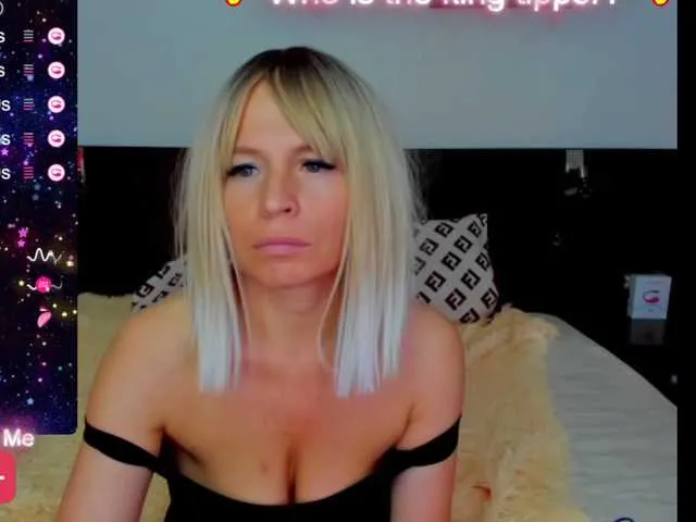 Live sex webcam photo for Saragrend1 #275605461