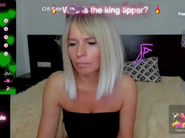 Live sex webcam photo for Saragrend1 #276160456