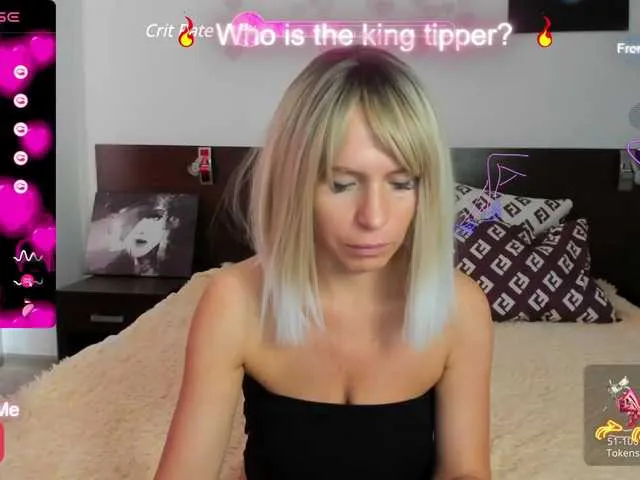 Live sex webcam photo for Saragrend1 #276224717