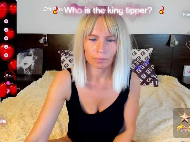 Live sex webcam photo for Saragrend1 #276268486