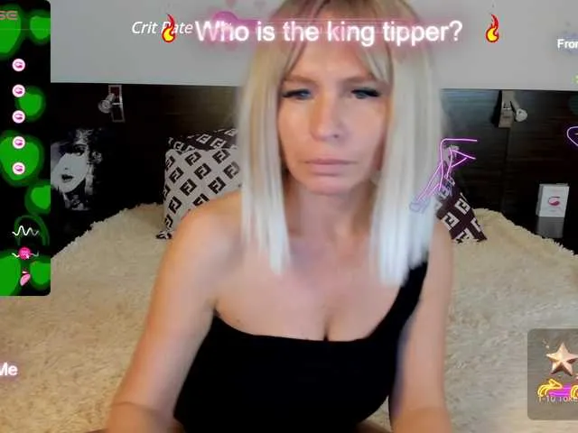 Live sex webcam photo for Saragrend1 #276326464