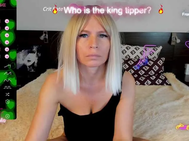 Live sex webcam photo for Saragrend1 #276341598