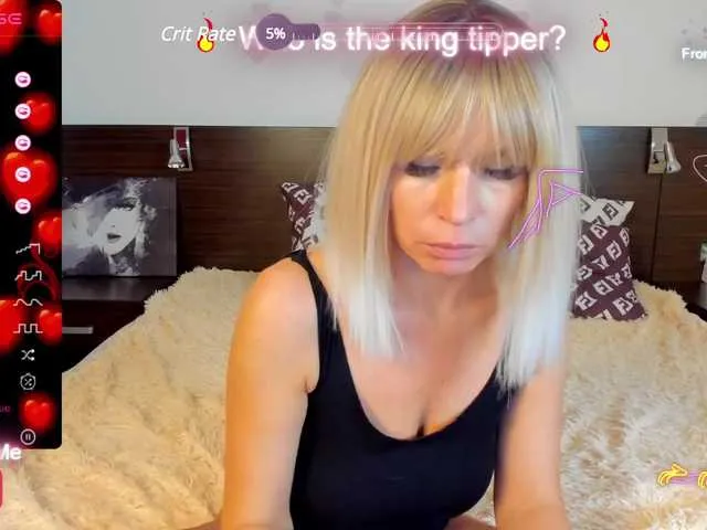 Live sex webcam photo for Saragrend1 #276466916