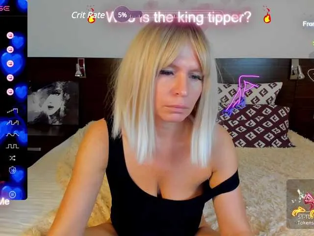 Live sex webcam photo for Saragrend1 #276474056