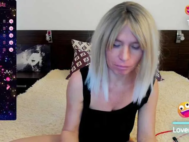 Live sex webcam photo for Saragrend1 #277978887