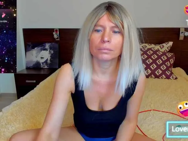 Live sex webcam photo for Saragrend1 #290413683