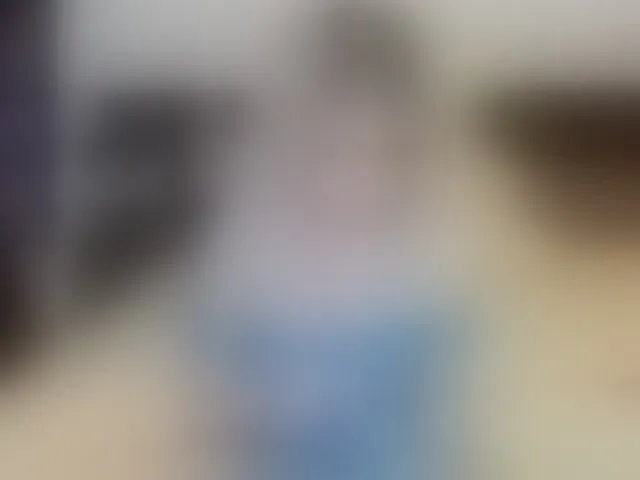 Live sex webcam photo for Saragrend1 #293355096