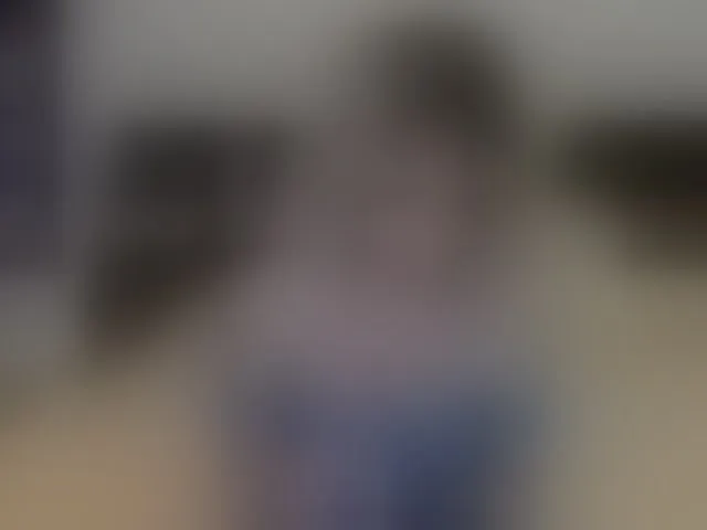 Live sex webcam photo for Saragrend1 #293769986
