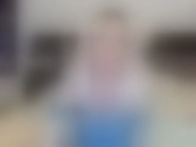 Live sex webcam photo for Saragrend1 #293779523