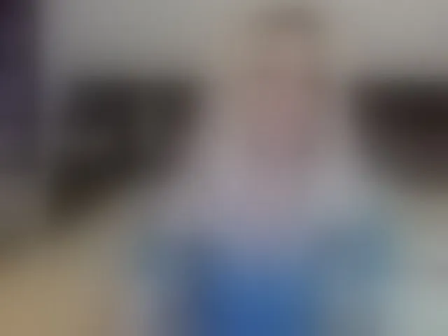Live sex webcam photo for Saragrend1 #293796017