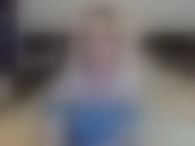 Live sex webcam photo for Saragrend1 #293856065