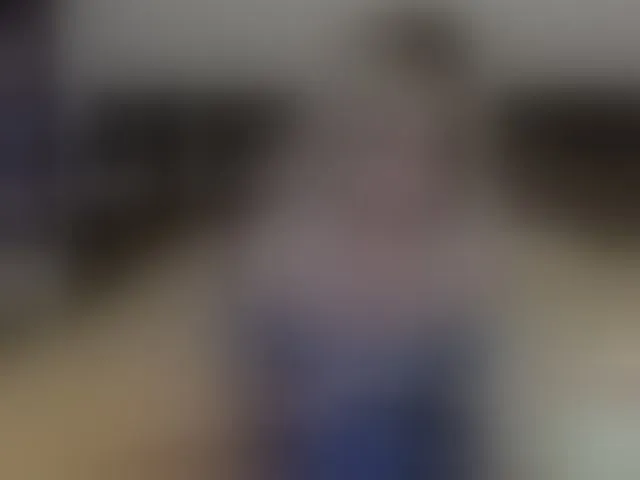 Live sex webcam photo for Saragrend1 #293935875